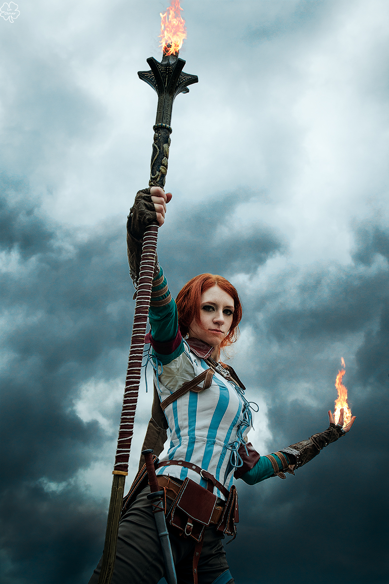 Illustration for article titled The Witcher Comes To Life With Very Witchery Cosplay